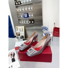 Roger Vivier Shoes